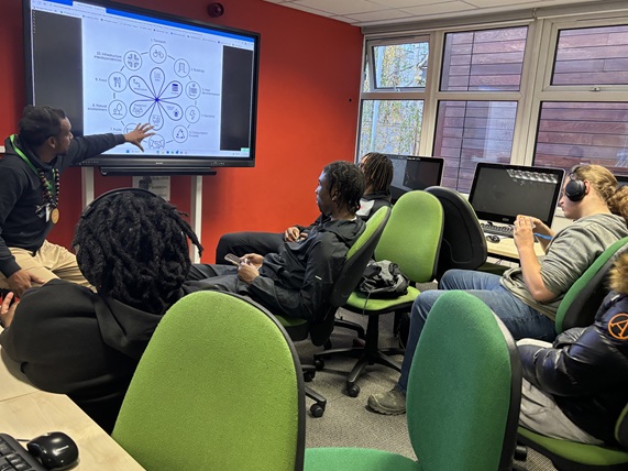 May Garden Project Inspires Bricklaying Students with Hands-On Opportunities