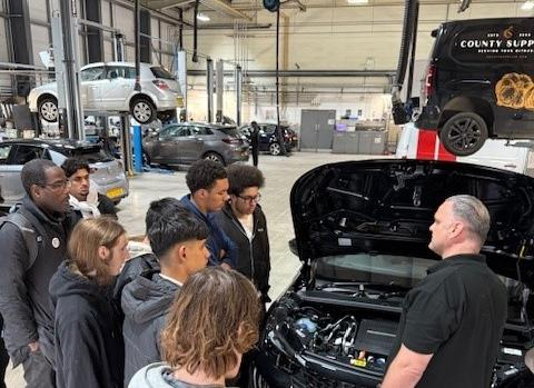 Carshalton College Motor Vehicle Students Gain Industry Insight at Stellantis & You