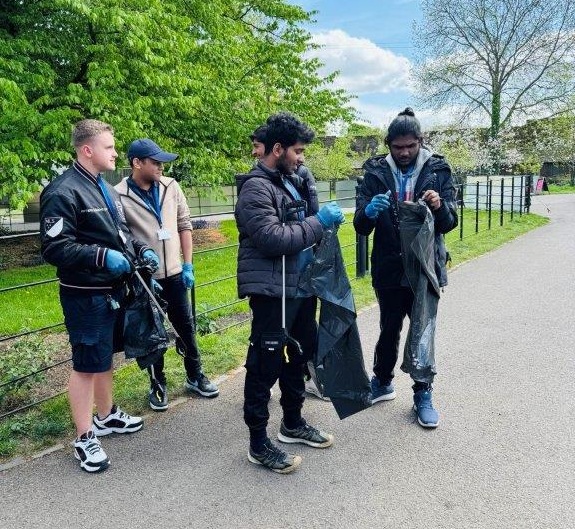 ESOL litter pick 2
