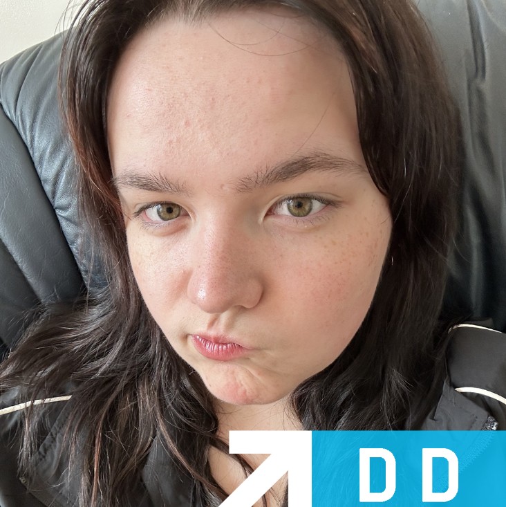 “I didn’t have to worry about taking a bunch of exams” says Eloise, Level 2 Art & Design, who is progressing onto our BTEC Level 3 Art & Design